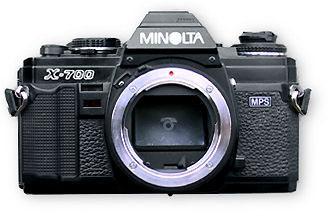 Minolta X-700 вид спереди без объектива