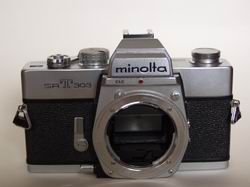 Minolta SRT303 front